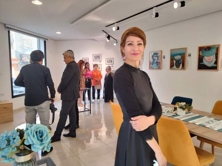 قراءة في أعمال ومحامل تشكيلية على هامش معرض "عوالم - فنون" بصالون الرواق..   " لوحات من ارهاصات الروح وفنطازيا الأنامل الساخنة"